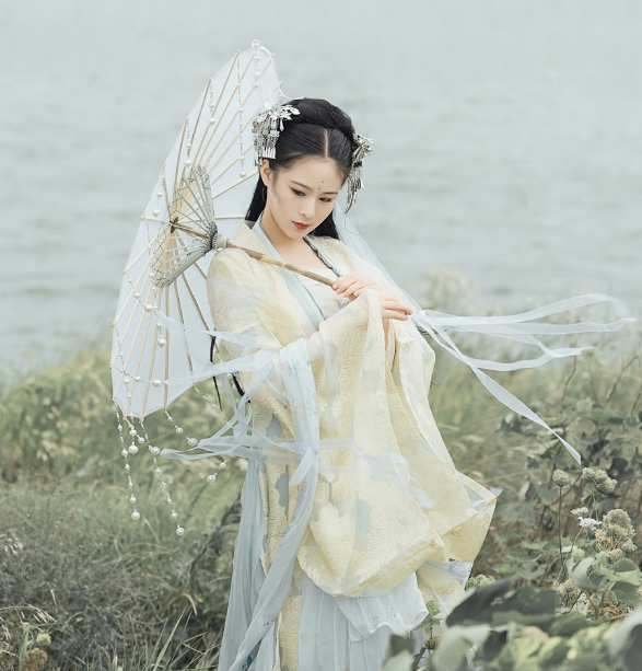 前两天去了广州高档足浴油压会所(广州哪里有按摩)